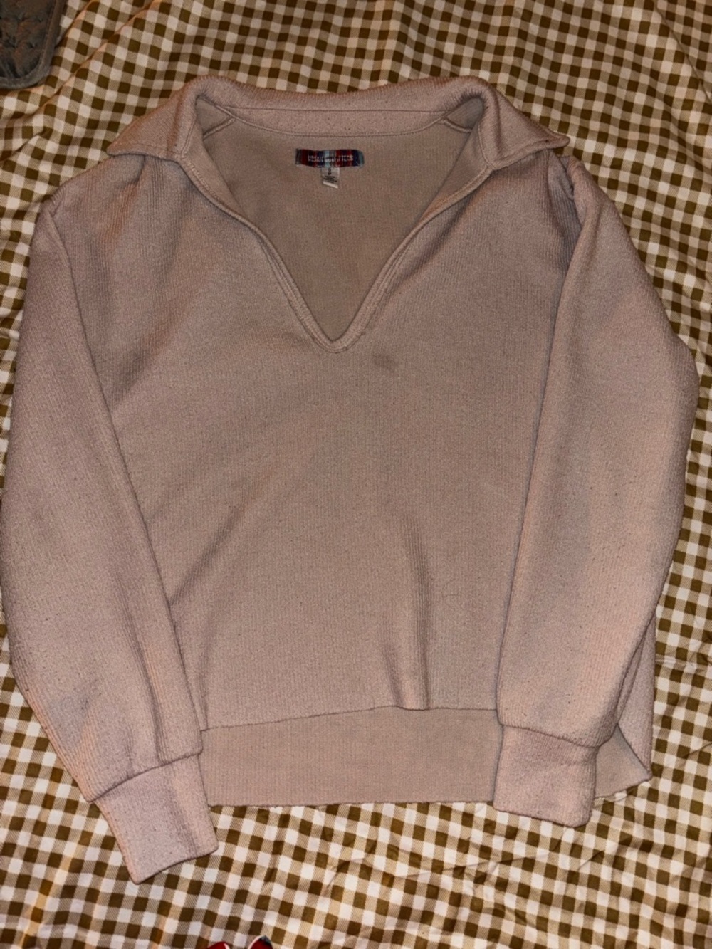 Urban Outfitters Light Mauve V-Neck Collared Pullover